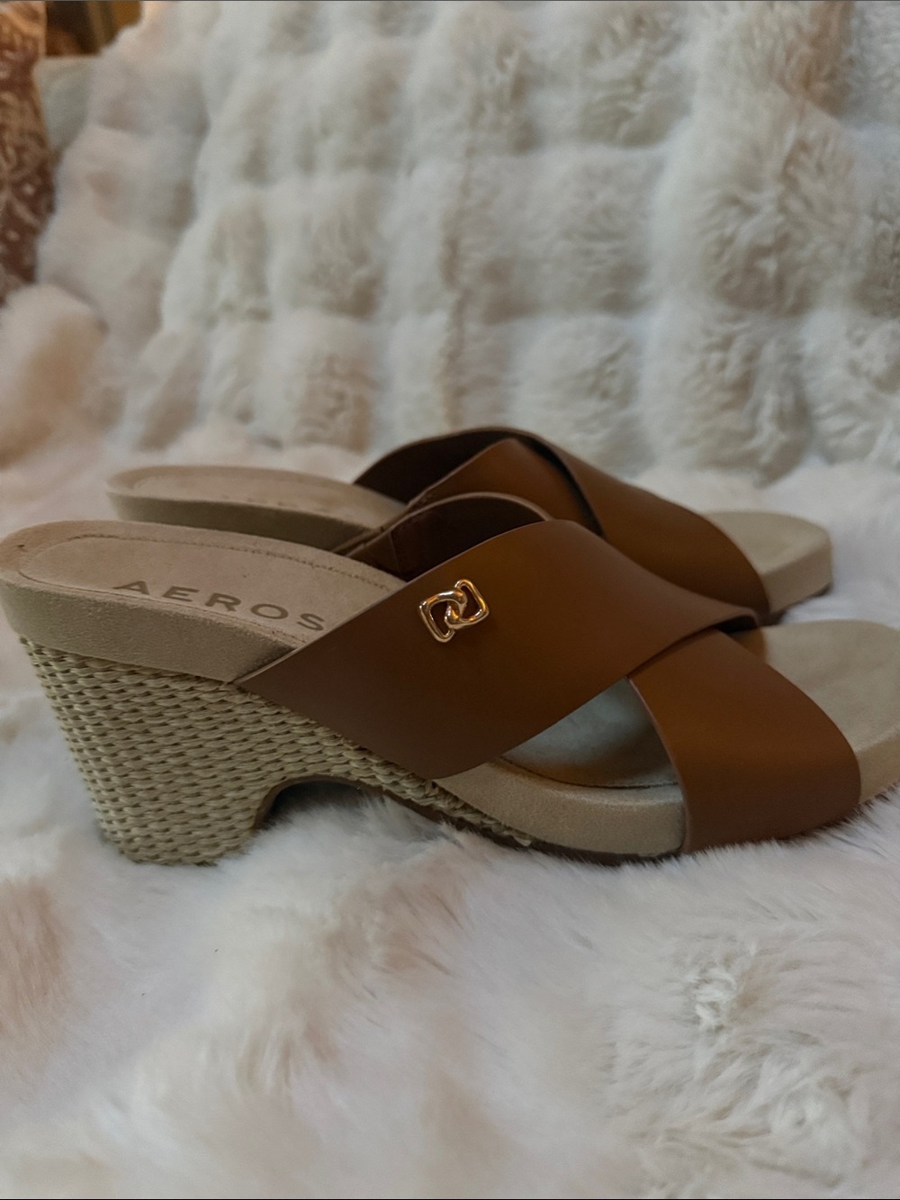 AEROSOLES Brown Cross-Band Wedge Sandals with Gold Accent